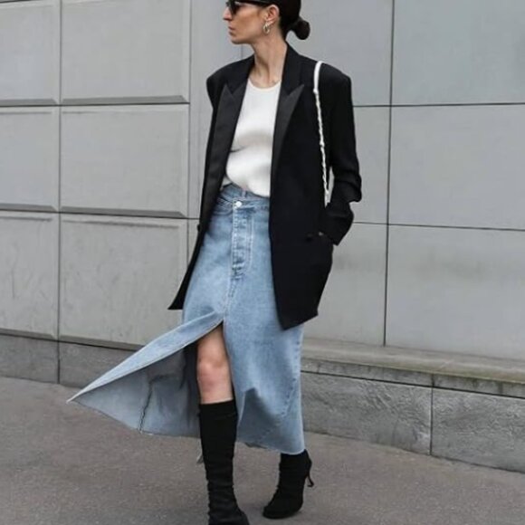 Dresses & Skirts - High Waist Asymmetrical Denim Skirt | M